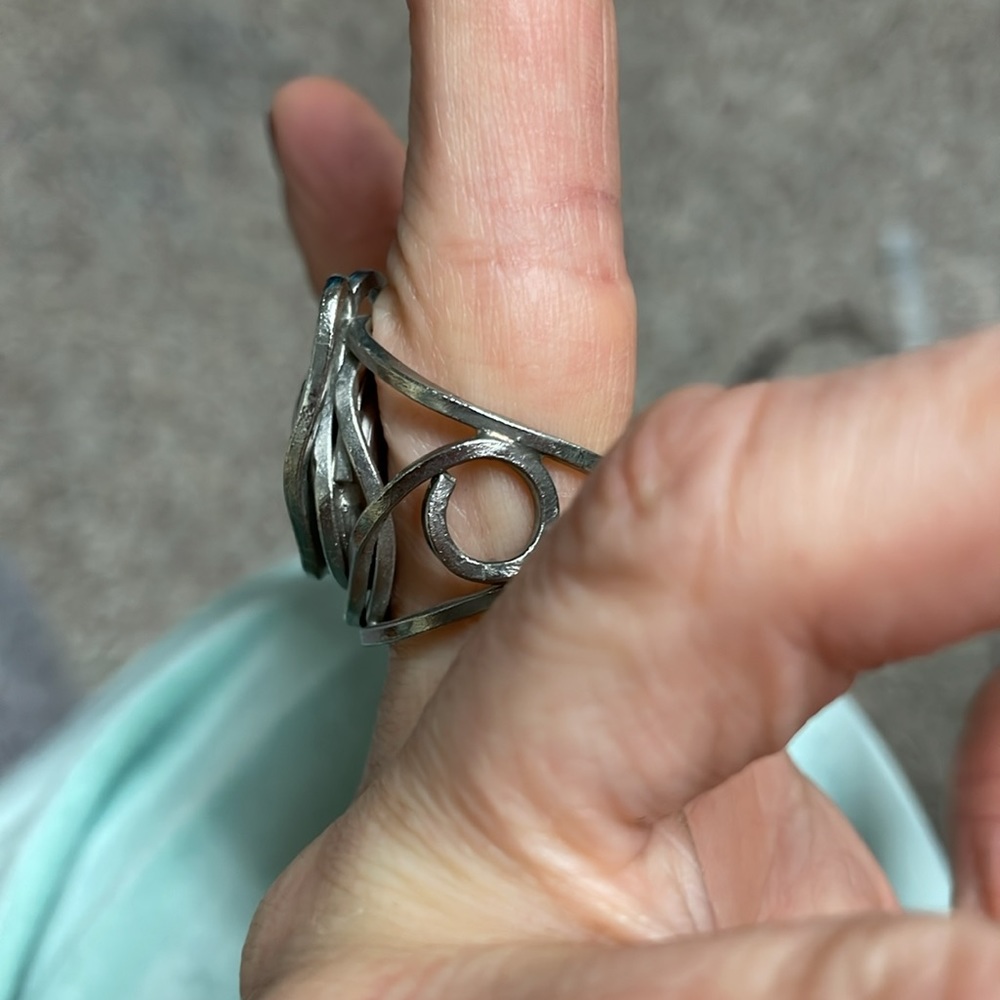 Ring - Picture 6 of 8